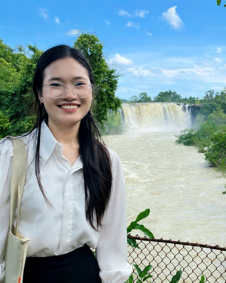 Portrait of Doan Thi Hien